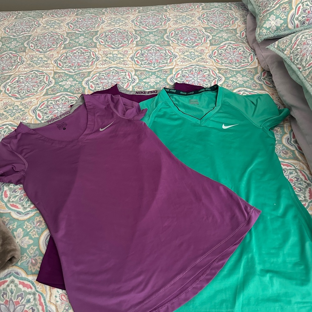 Nike Women's Purple and Teal Short Sleeve Tops